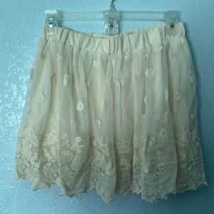 Forever 21 Lace Tulle Skirt